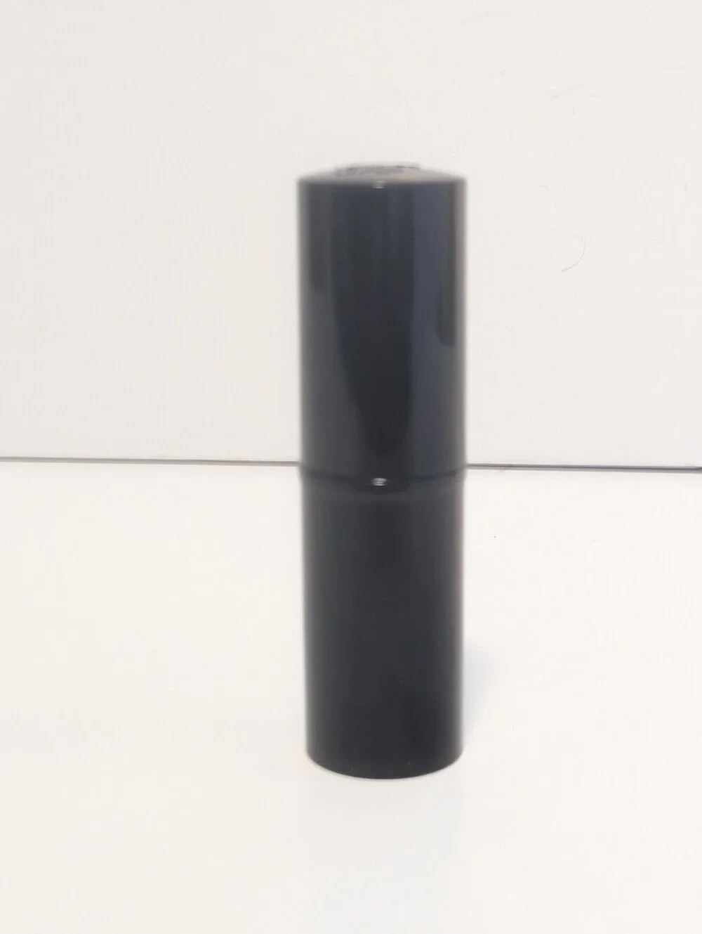 Lancome Lipstick Color Design Curtain Call ( Cream) It is a Standard size.
